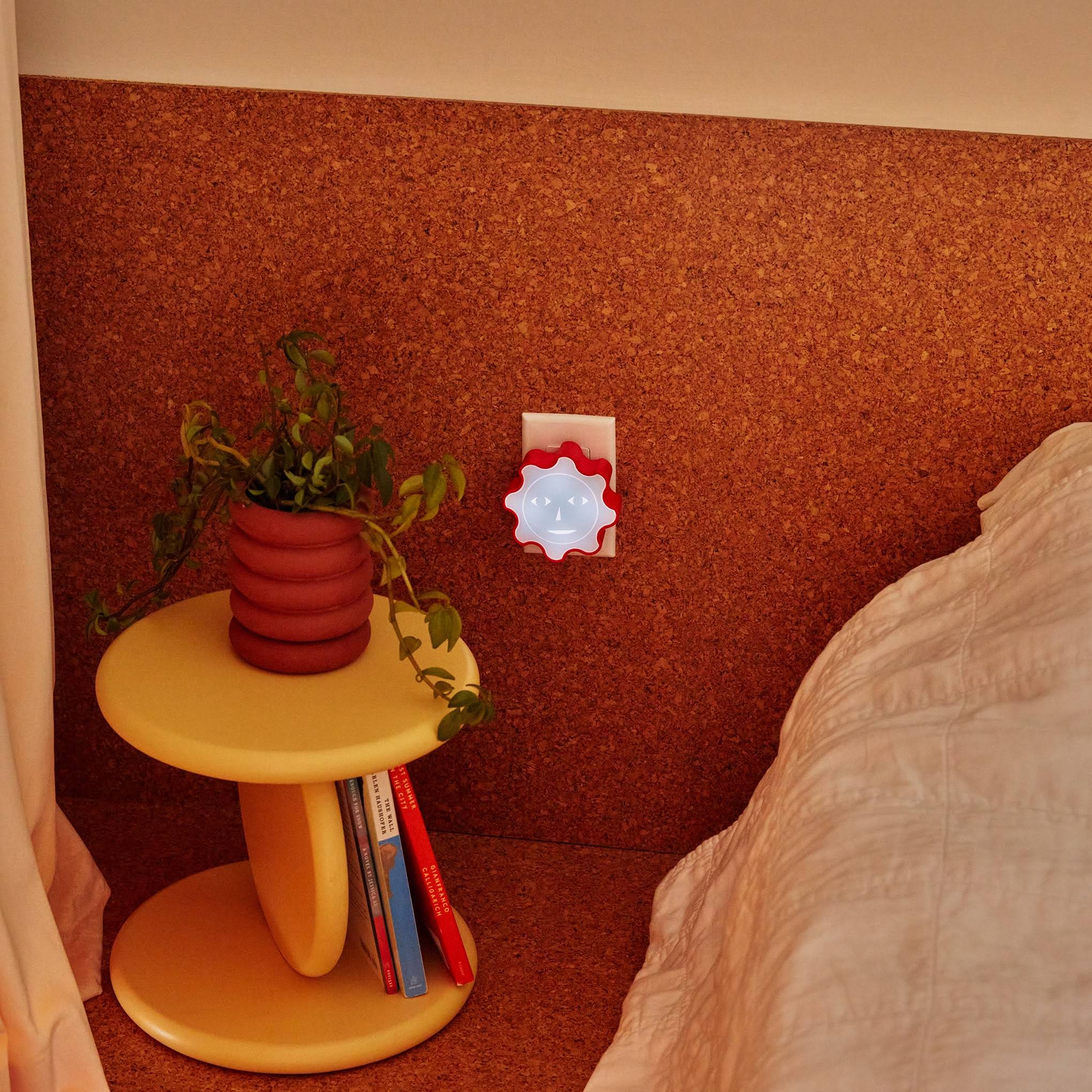 Dusen Dusen Everybody Night Light - Red/ Blue