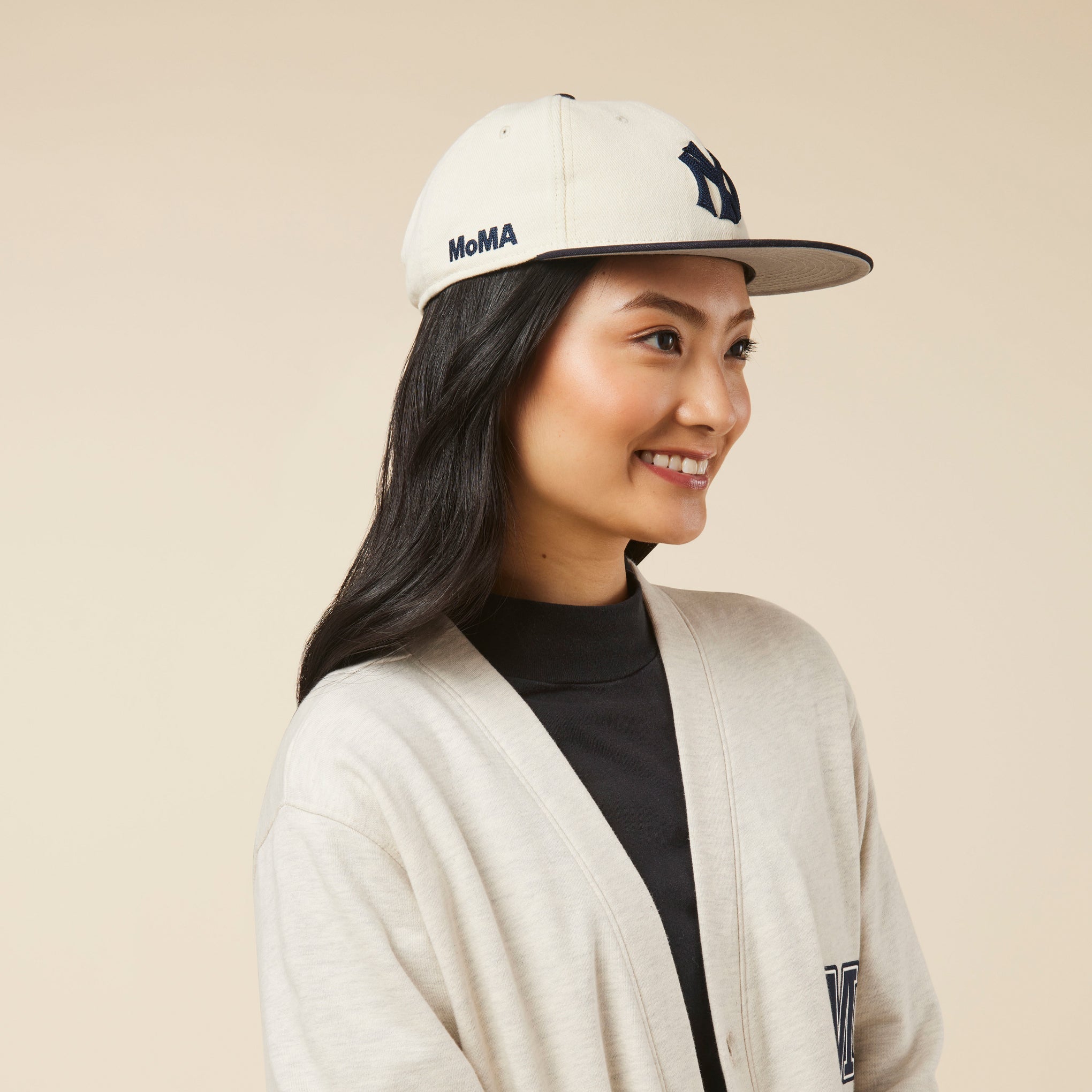 MoMA NY Yankees Retro Crown 9FIFTY Adjustable Baseball Cap