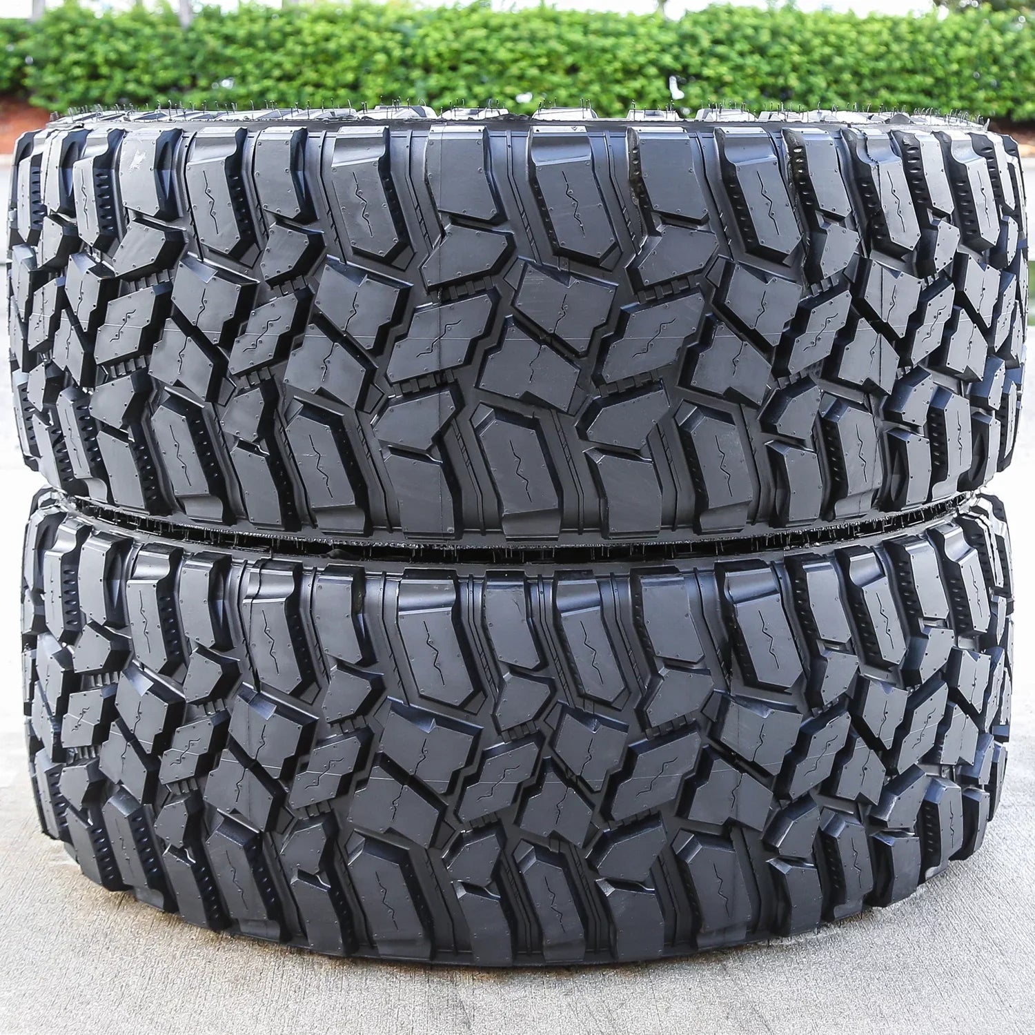 Cooper Discoverer STT Pro 35X12.50R20 Mud Terrain All Season Light Truck Tires - 10 Ply (Set of 2)